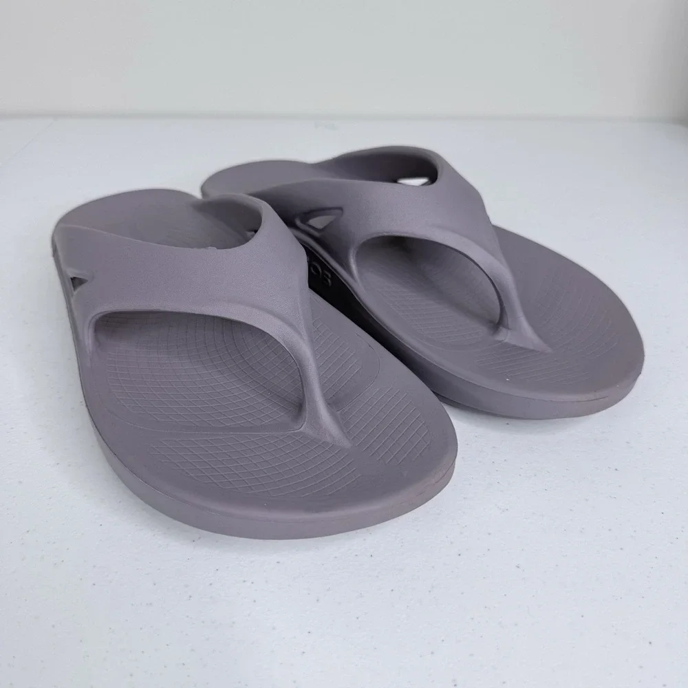 Oofos OOriginal Recovery Sandals Flip Flops Comfort Purple Unisex M10 W12